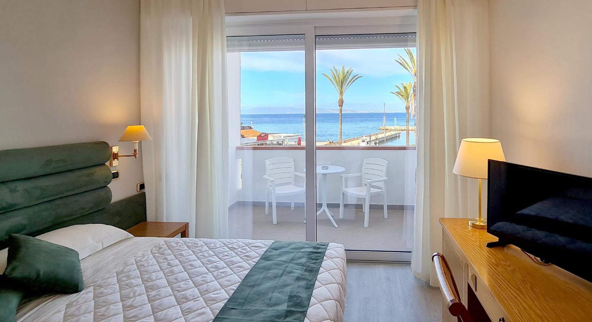 Hotel Levante - Isola D'Elba กาโว ภายนอก รูปภาพ