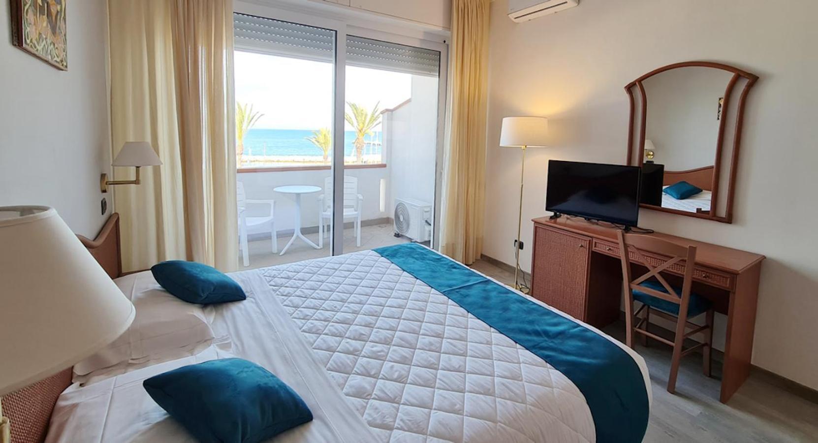 Hotel Levante - Isola D'Elba กาโว ภายนอก รูปภาพ